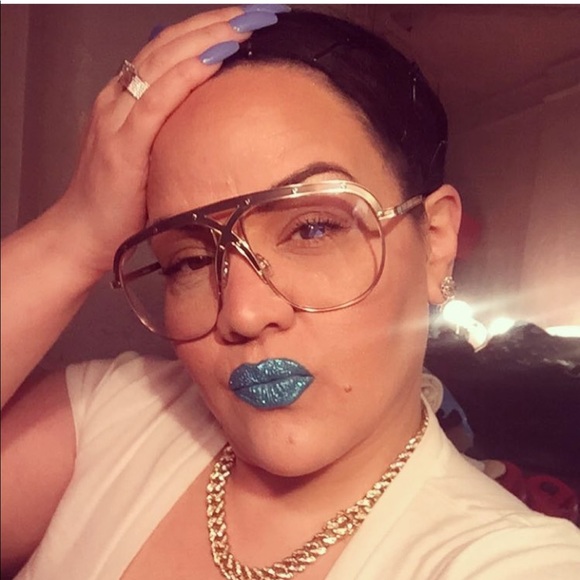 Meet your posher jessica! - Picture 7 of 9